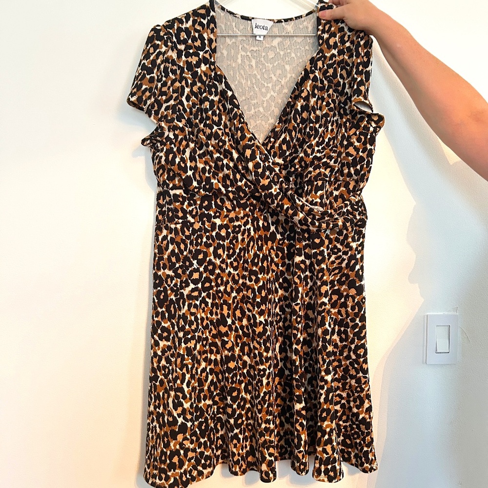 Leota womens' leopard print Midi plus size dress 3X